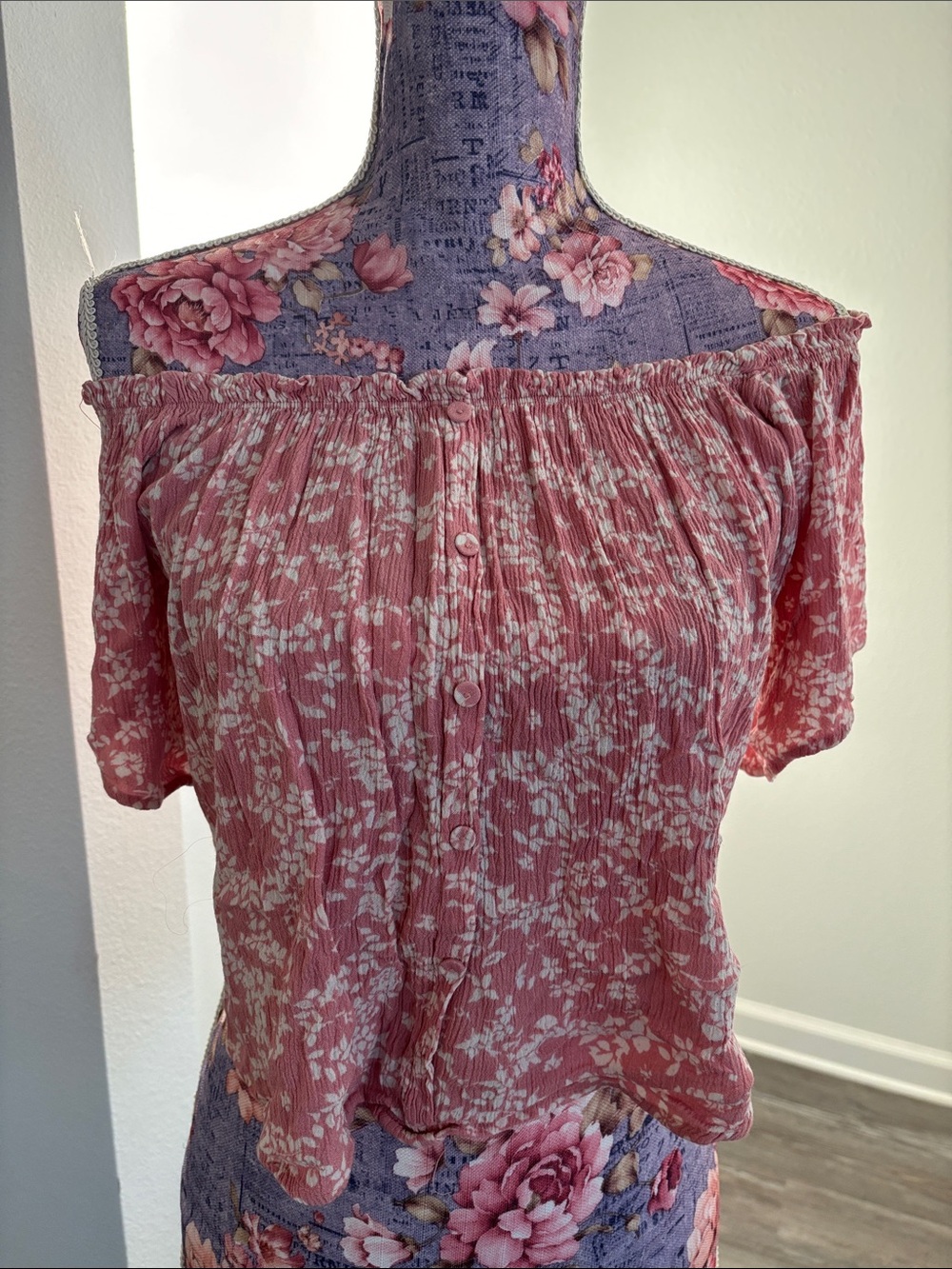 Forever 21 Pink Floral Off-Shoulder Crop Top